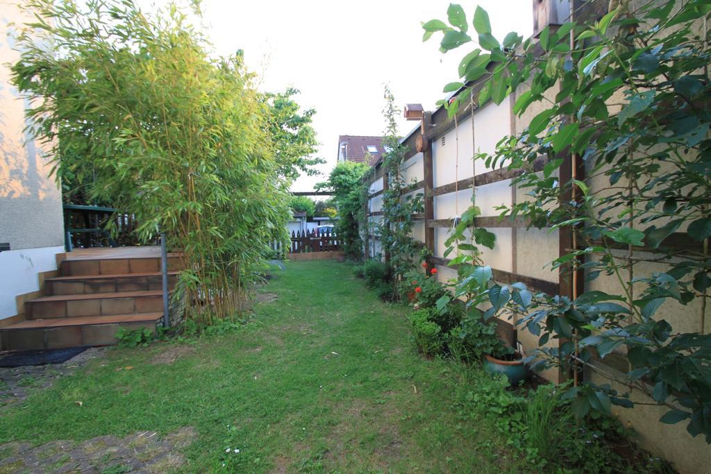 B&B Am See Koeln - Privatzimmer Værelse billede