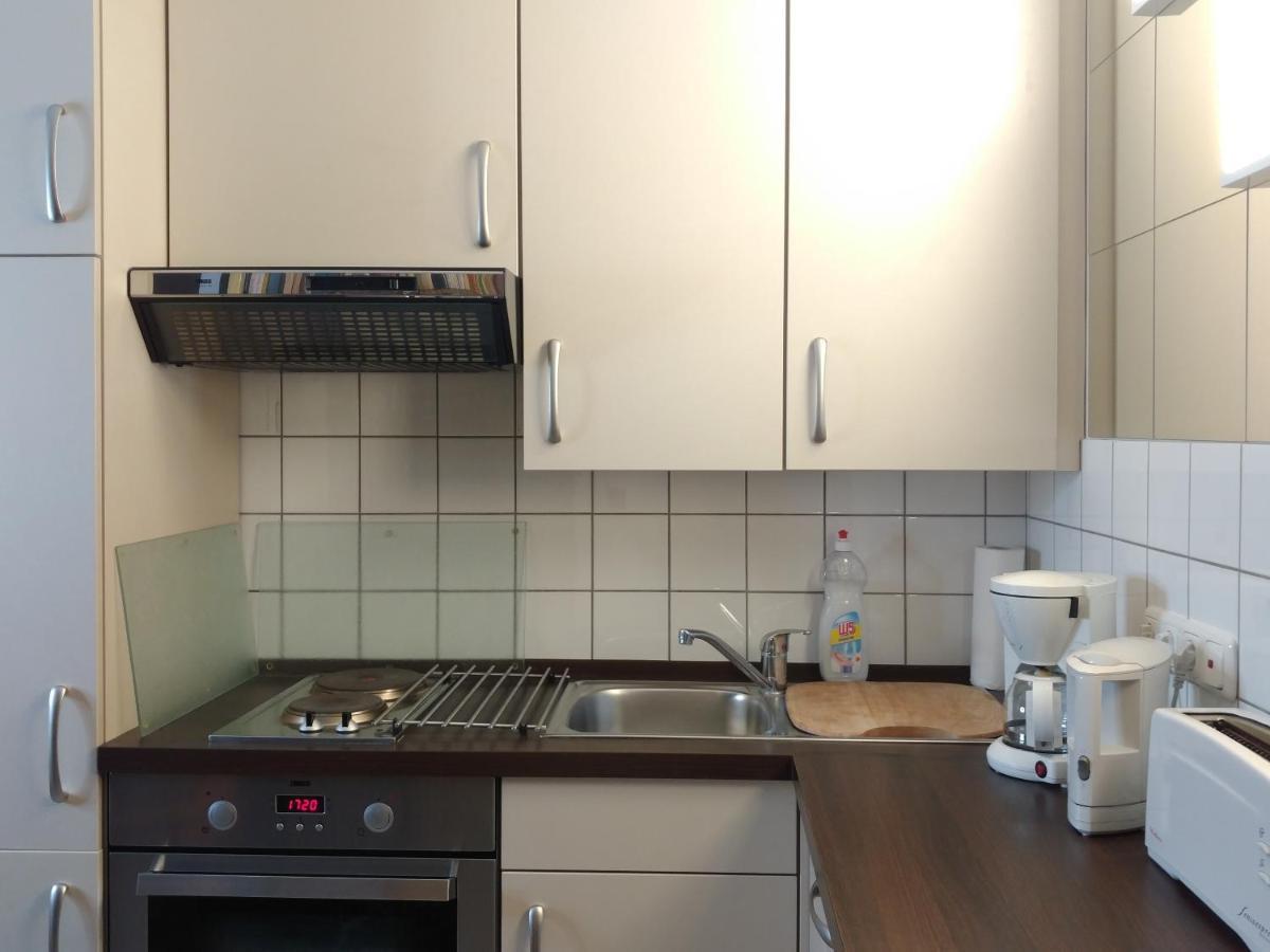 B&B Am See Koeln - Privatzimmer Eksteriør billede